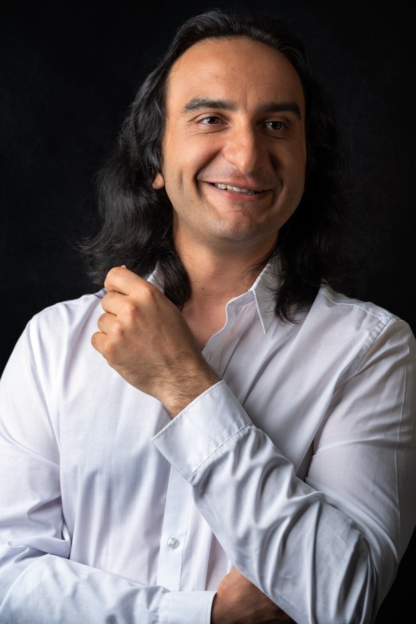 Sam Elmi portrait