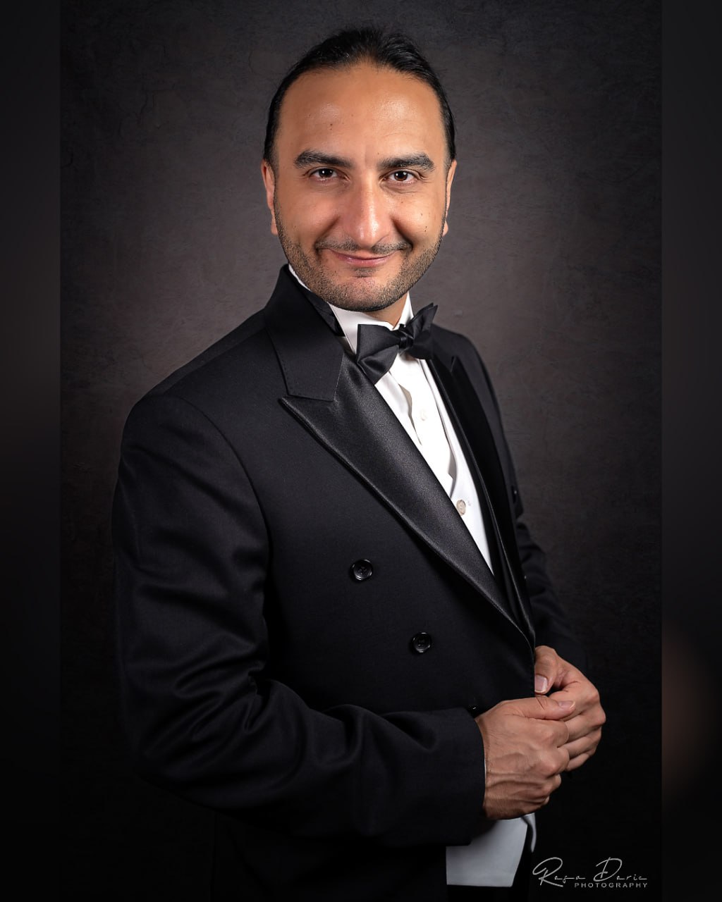 Sam Elmi — tenor portrait